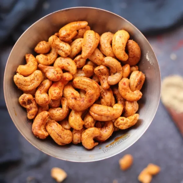 Roasted Chilly Cashews